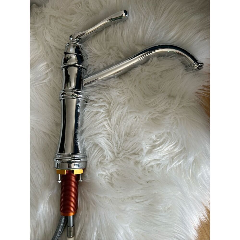 Moen faucet with spray nozzle chrome used